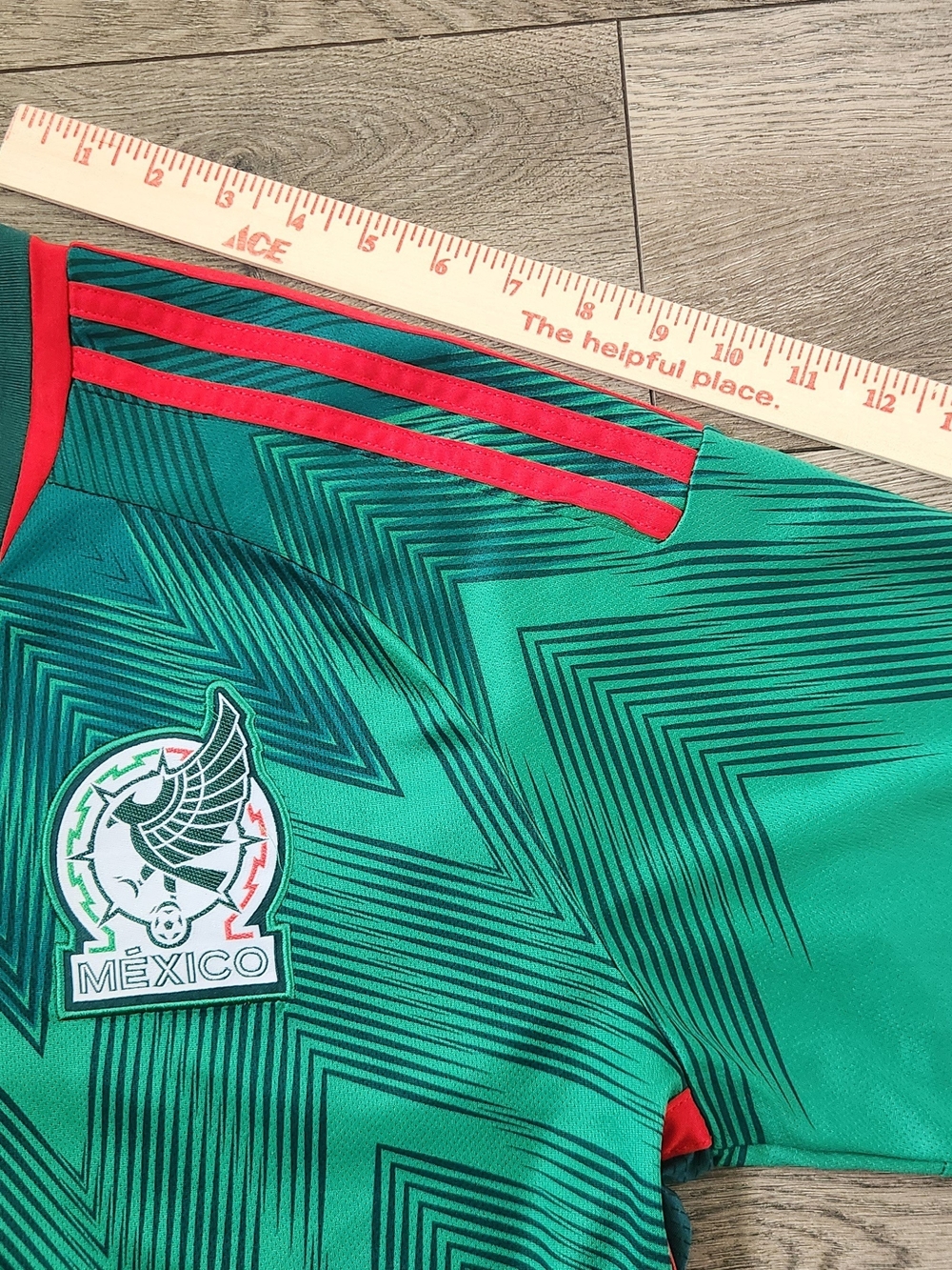 adidas Green and Red Mexico Men’s Soccer Jersey - Picture 7 of 8